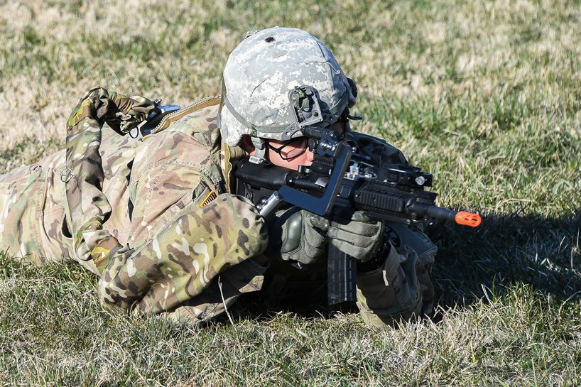 US army researchers are testing a 'third arm' exoskeleton for soldiers