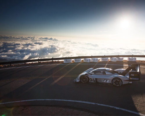 fully-electric VW I.D. R pikes peak car breaks the all-time race record