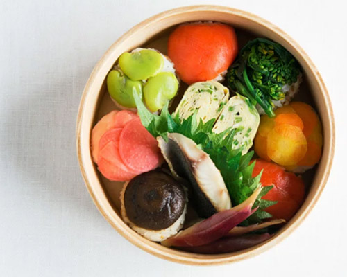 art exhibition explores communication design through the lens of the iconic japanese bento box