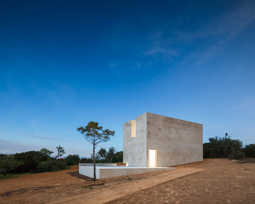 álvaro siza vieira builds hillside chapel in portugal without electricity, heat or running water