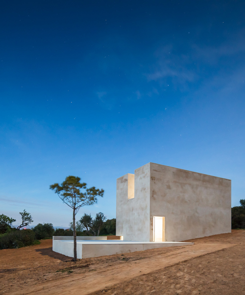 álvaro siza vieira builds hillside chapel in portugal without electricity, heat or running water