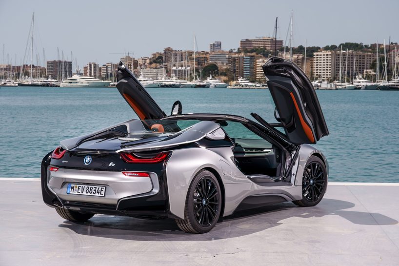 molecuul abces Rechthoek sun, sea and a soft-top: designboom tests the BMW i8 roadster in majorca