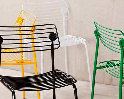 users can customize en bruto's hache chair to alter its shape and color