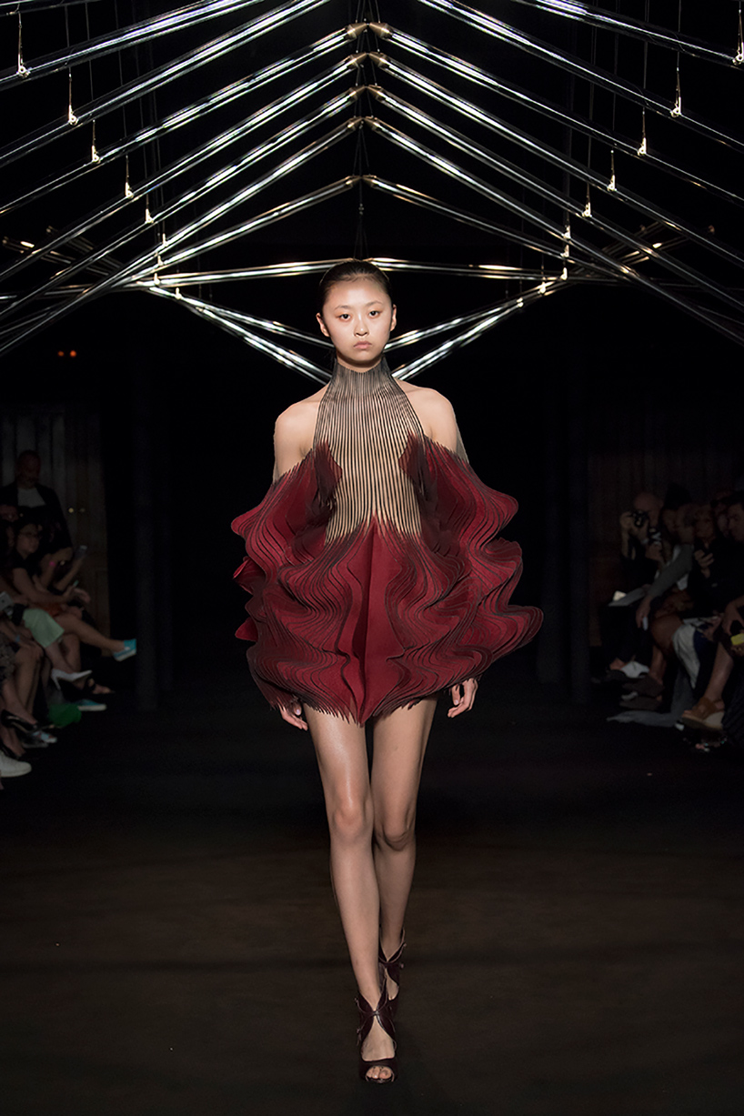 iris van herpen studio drift syntopia