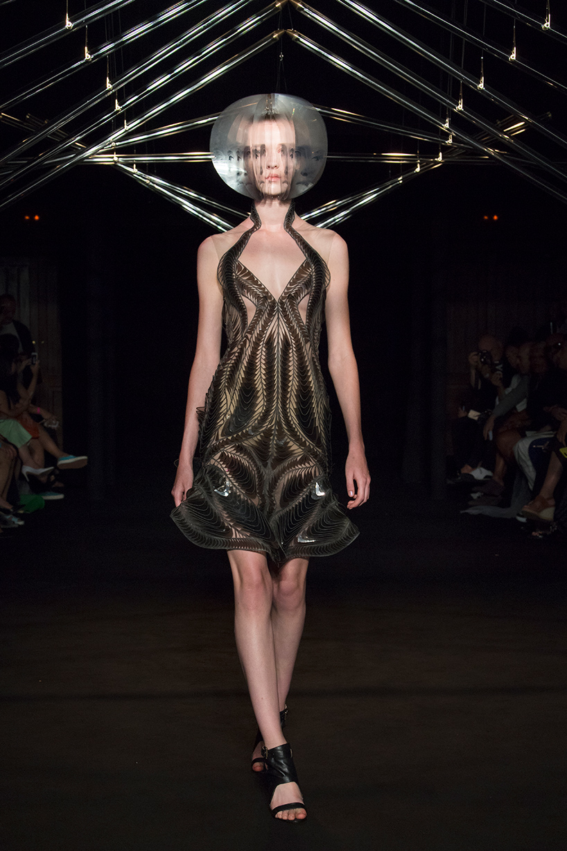 iris van herpen studio drift syntopia