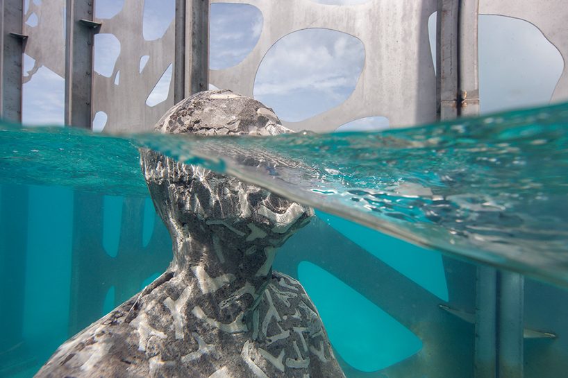 coralarium, world's first inter tidal art museum at fairmont madives sirru fen fushi by jason decaires taylor