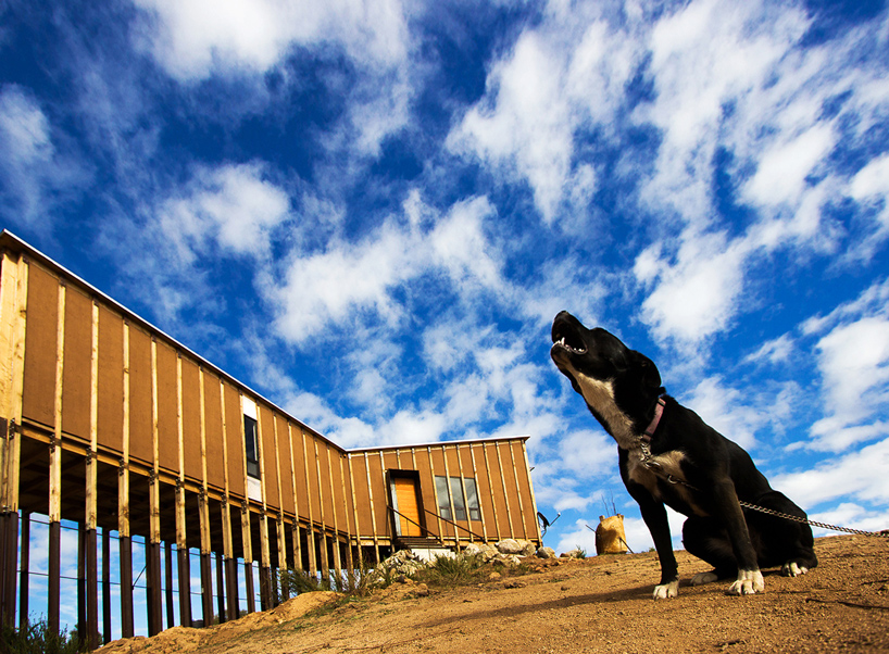santos bolivar casa media perra