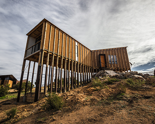 santos bolivar suspends casa media perra over mexico's guadalupe landscape