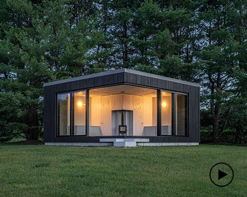 metabaukunst's reclusive getaway cabin in the US is clad with charred timber