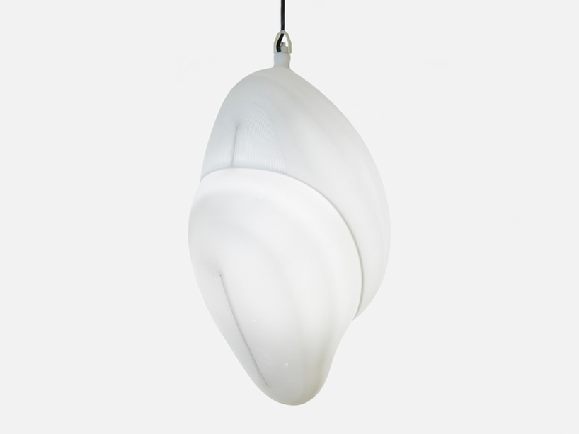 MIT selfassembly lab creates bags within minutes with rapid liquid