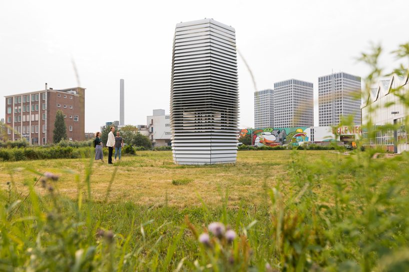 studio roosegaarde's smog free tower returns to rotterdam, predicting new solutions for a clean air future