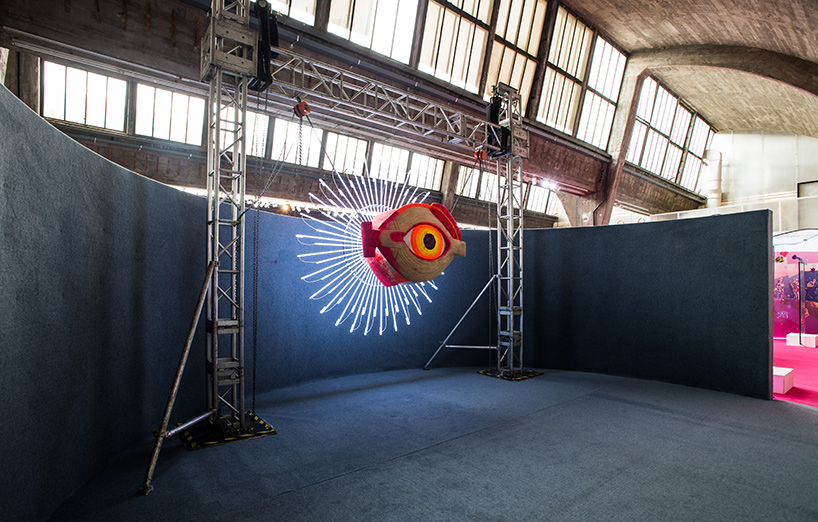 AMO selfie exhibition