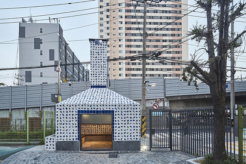 urban society transforms a waste incinerator with tiles bearing the breath of local residents