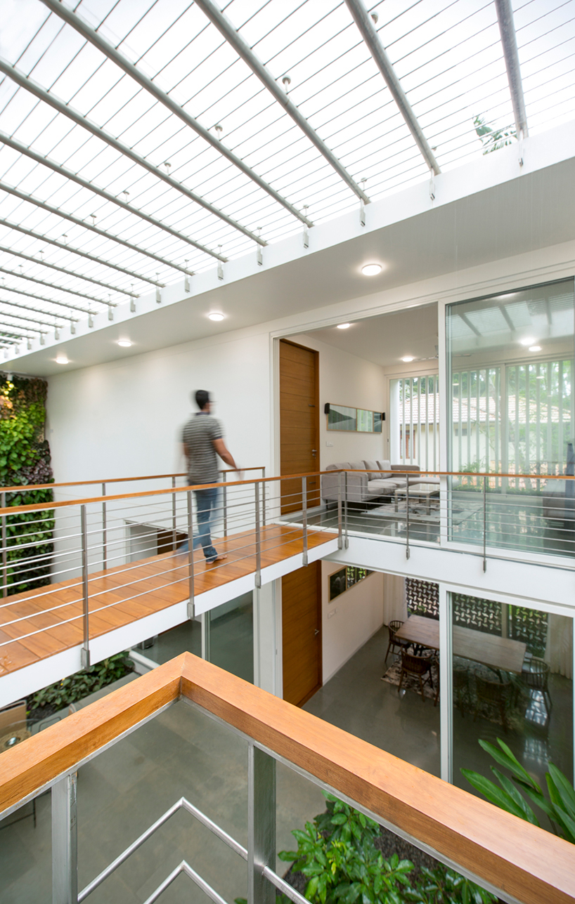 LIJO RENY regimented house