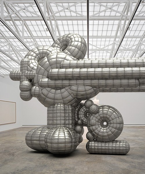ken kelleher occupies digital world public spaces with colossal sculptural objects