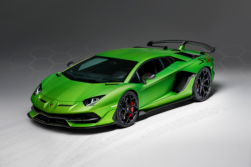 lamborghini aventador SVJ is a super-fast, super-athletic aerodynamic beast