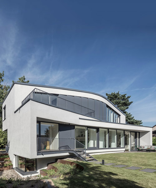 one fine day completes a private country house in dreieich, germany