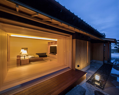 atsumasa tamura renovates japanese residence as a space to admire a hiroshi senju painting