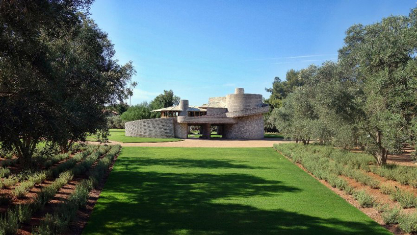 frank lloyd wright's spiralling house - that cools itself by capturing the wind - is on the market for $12.9M