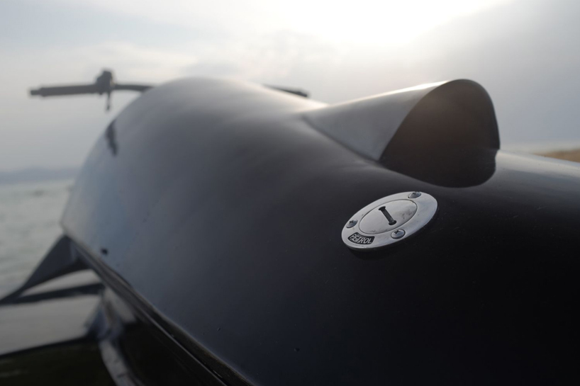 honda-powered mantra watercraft is the perfect combo of vintage car and batmobile