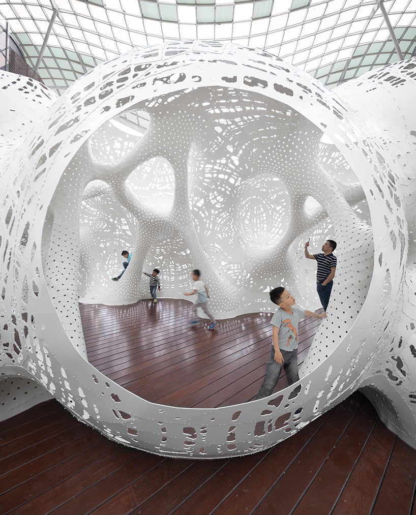louis vuitton pavilion by MARC FORNES / THEVERYMANY bubbles up at milan  design week