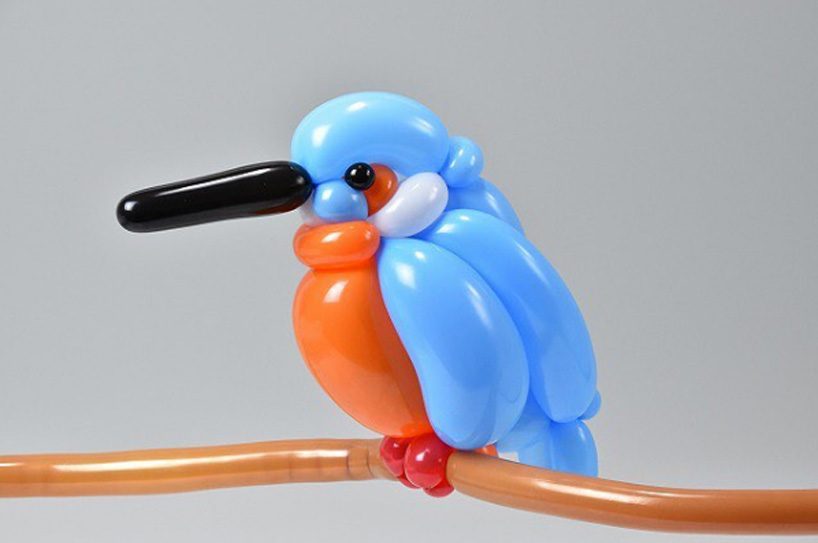 masayoshi matsumoto creates intricate sculptures of animals and plants using balloons only