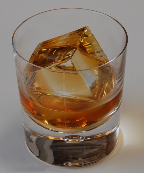 california company sells ultra-pure luxury ice cubes for $325