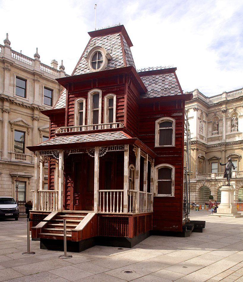 cornelia parker psychobarn