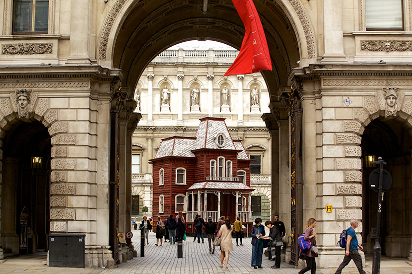 cornelia parker psychobarn