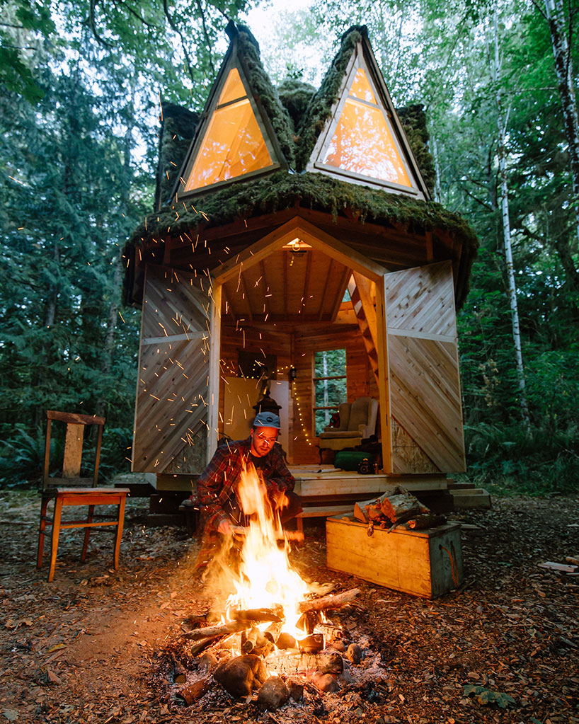 Fantasy Tiny Cabin From The Woods D Signers