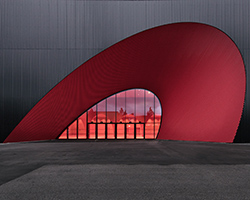 Austrian Art Gallery By Marte Marte Architekten Realized With A Graceful Twist