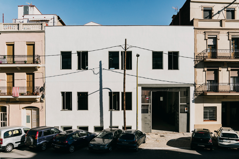 industrial barcelona warehouse transformed to coworking space, montoya