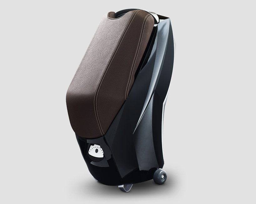 the fully foldable UJET electric scooter has a removable bluetooth speaker