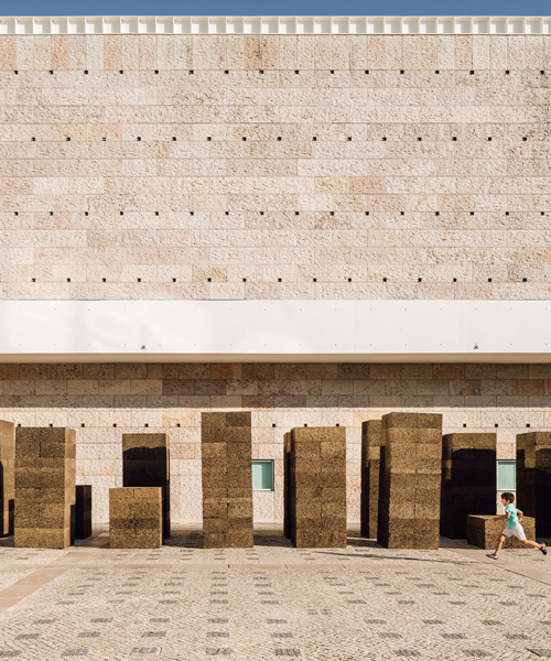 PROMONTORIO occupies belem cultural centre with installation made from recycled cork