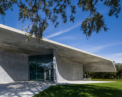 architecture school in miami opens warped concrete studio building by arquitectonica