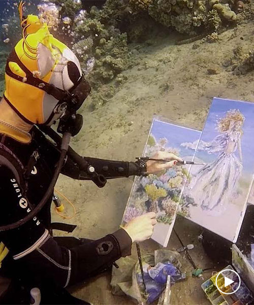 the underwater painter capturing life from the seabed
