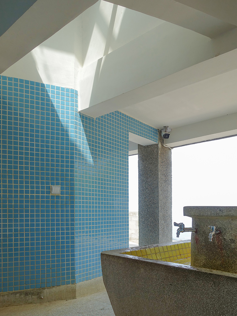 DOMAT hygiene station