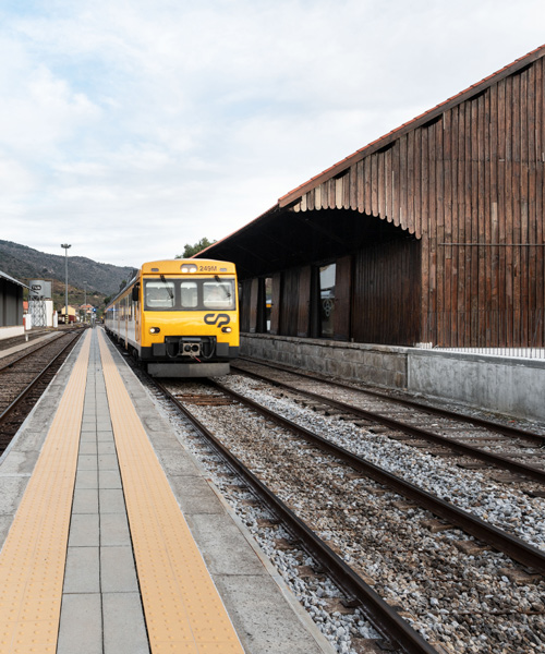 rosmaninho + azevedo turns two railway buildings into a visitor center in northern portugal