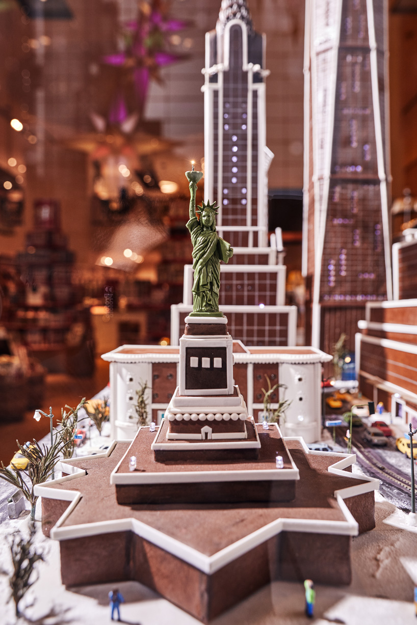 cake artist beatriz muller crafts gingerbread replica of new york city