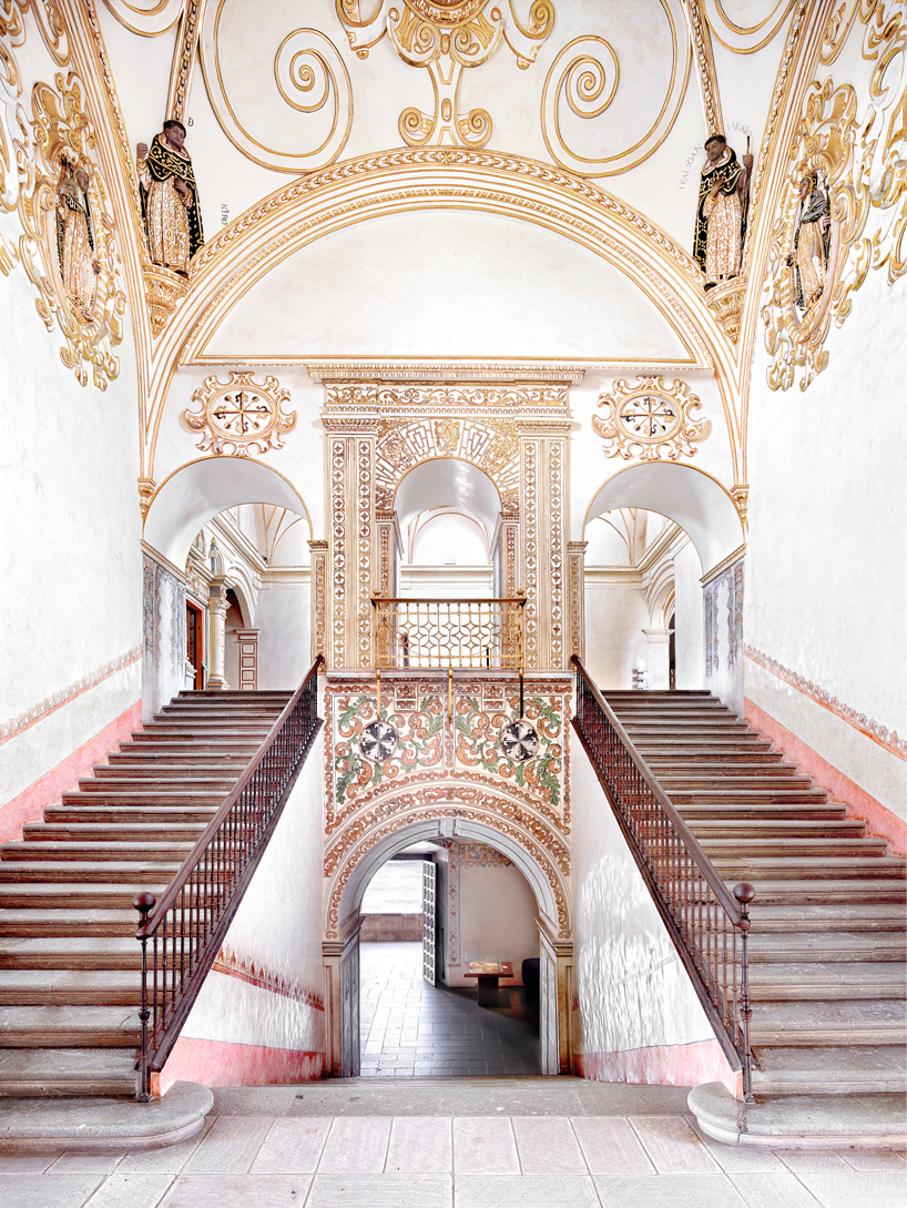 Candida H fer s Architectural Photography In Mexico Exhibits In New York