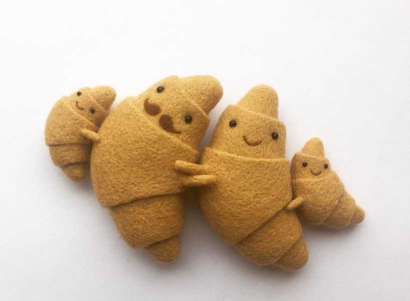 manooni's food and animal families are handcrafted using needle felted wool