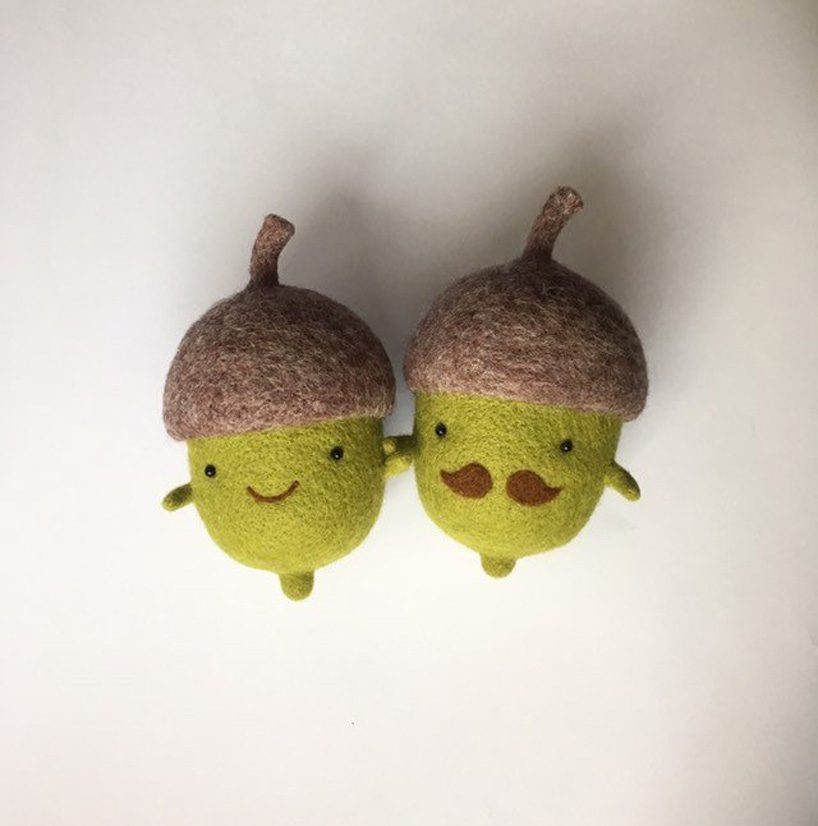 manooni's food and animal families are handcrafted using needle felted wool