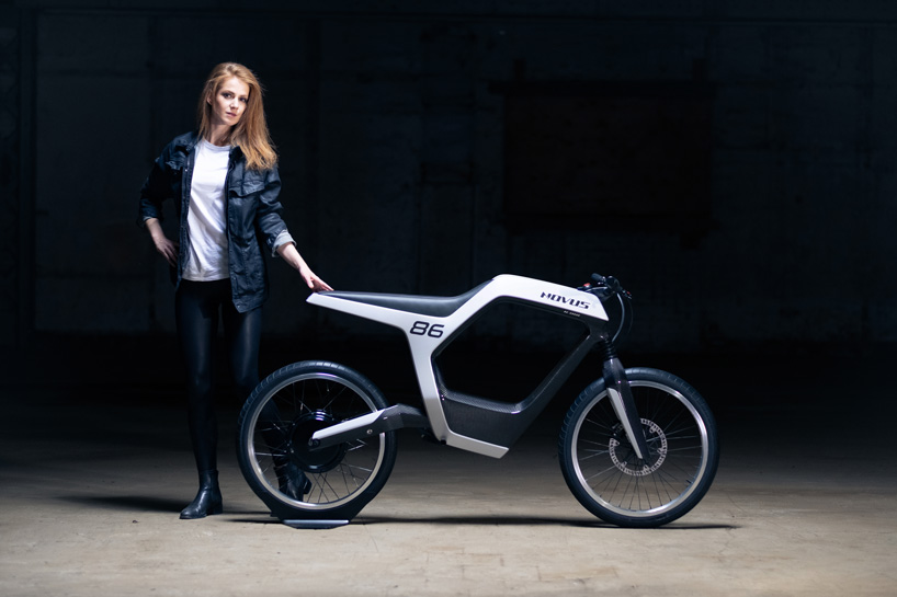 the buttonless novus electric motorcycle is a minimalist's dream