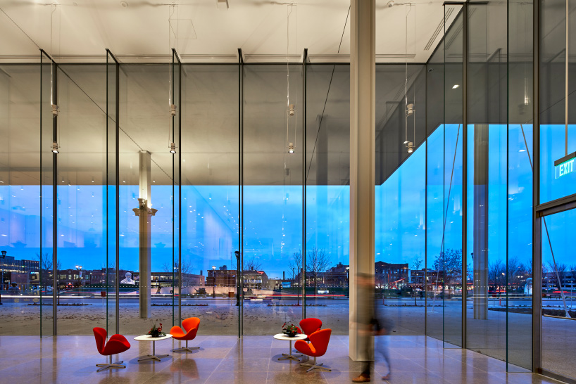 renzo piano krause gateway center