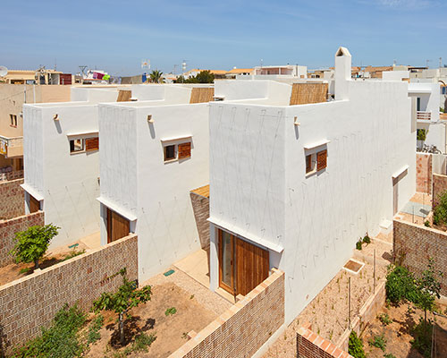 'reusing posidonia' upcycles marine plant life on spanish island as building material