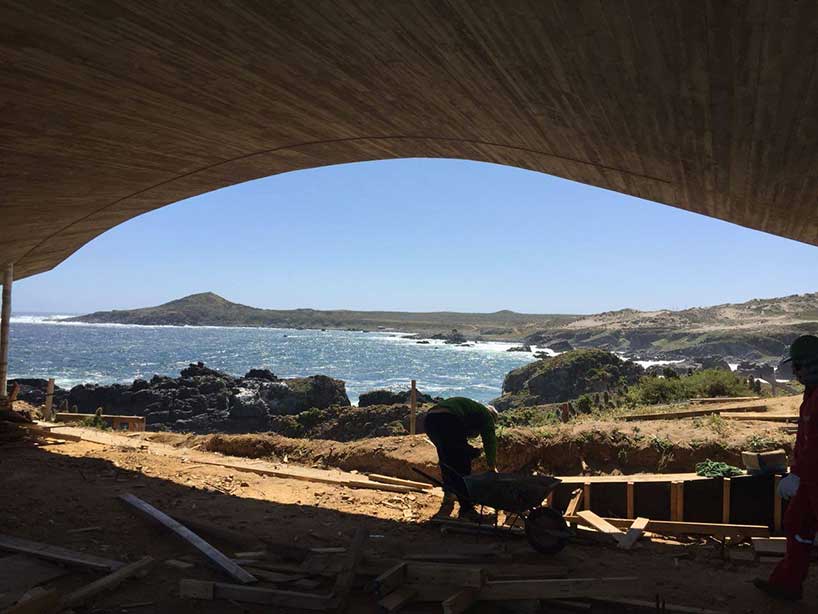 ryue nishizawa's ochoquebradas house nears completition in chile designboom