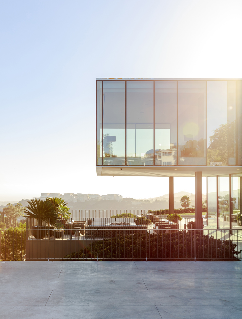 The Orum Residence, a UFO in Bel-Air