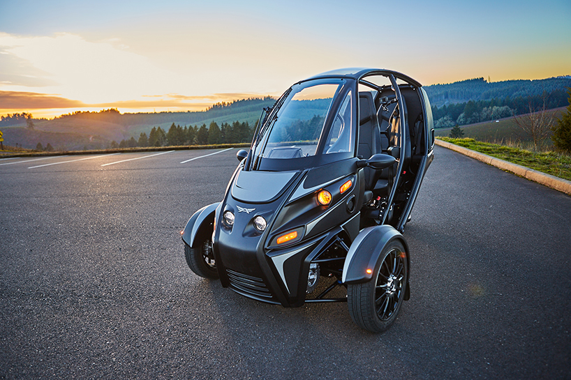 arcimoto unveils their three-wheeled, electric, fun-utility-vehicle