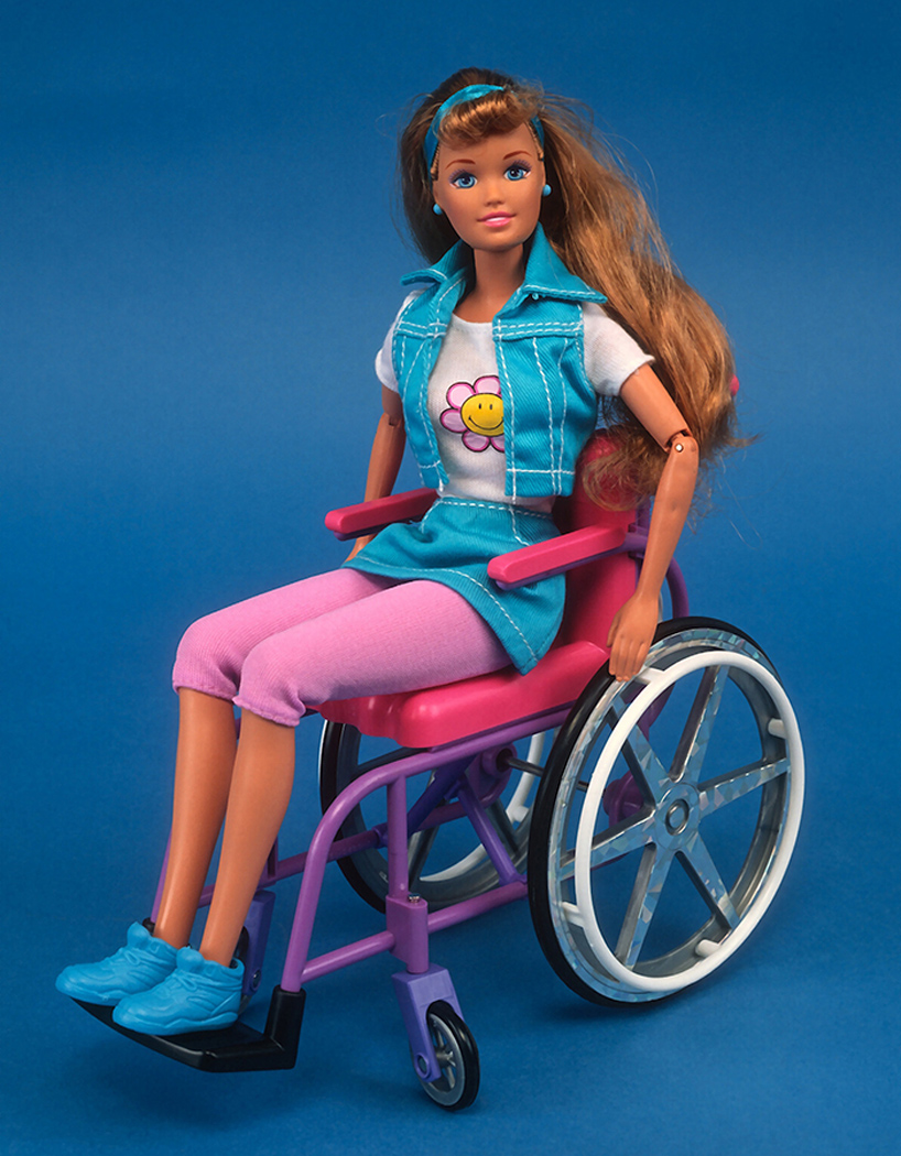 BARBIE DOLL WHEELCHAIR BARBIE DOLL GIRL FASHION DOLL disabled wheel chair doll 