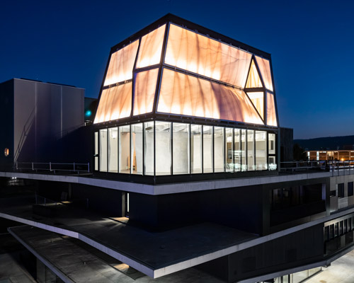 ETH zurich build DFAB HOUSE using robots and 3D printers